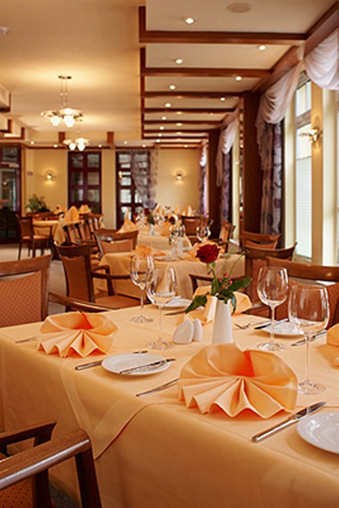 Parkhotel Neustadt Neustadt in Sachsen Bagian luar foto